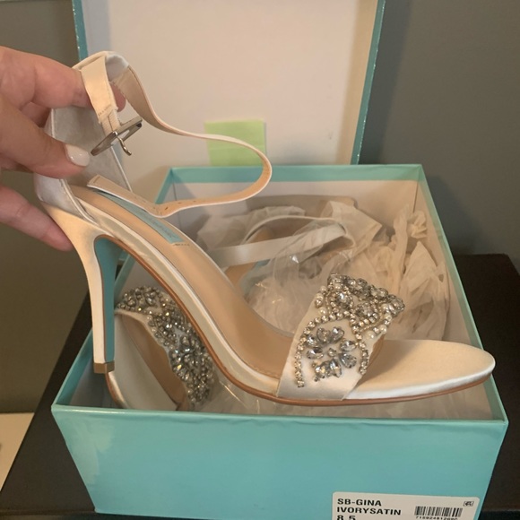 Bridal shoes- Blue by Betsey Johnson - Picture 3 of 4